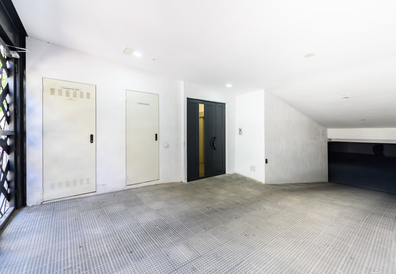 Apartamento en Madrid - M (HMA121B) Amplio Piso 2 dormitorios y 2 baños