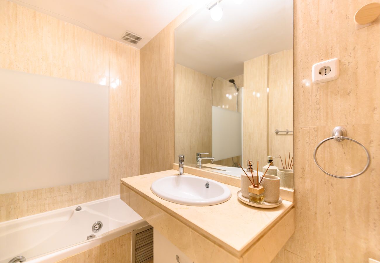 Apartamento en Madrid - M (PRA10) Piso 2 dormitorios y 2 baños, Centro de