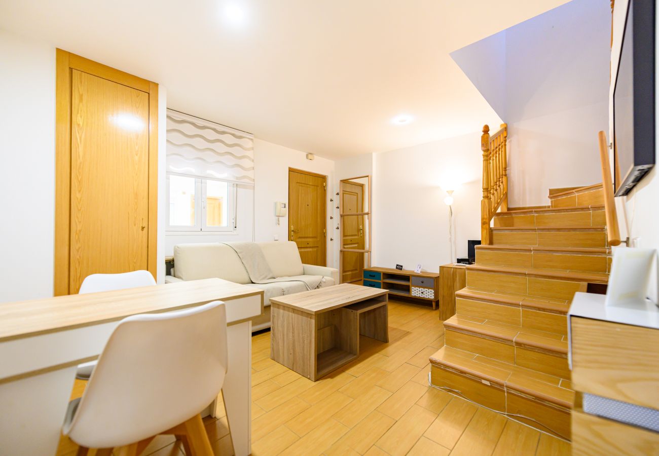 Apartamento en Madrid - M (PRA10) Piso 2 dormitorios y 2 baños, Centro de