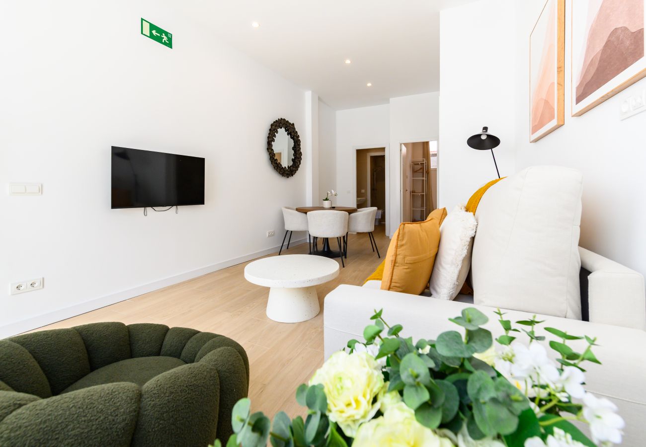 Apartamento en Madrid - M (SDB1L1) Piso 1 dormitorio en Tetuán, Madrid