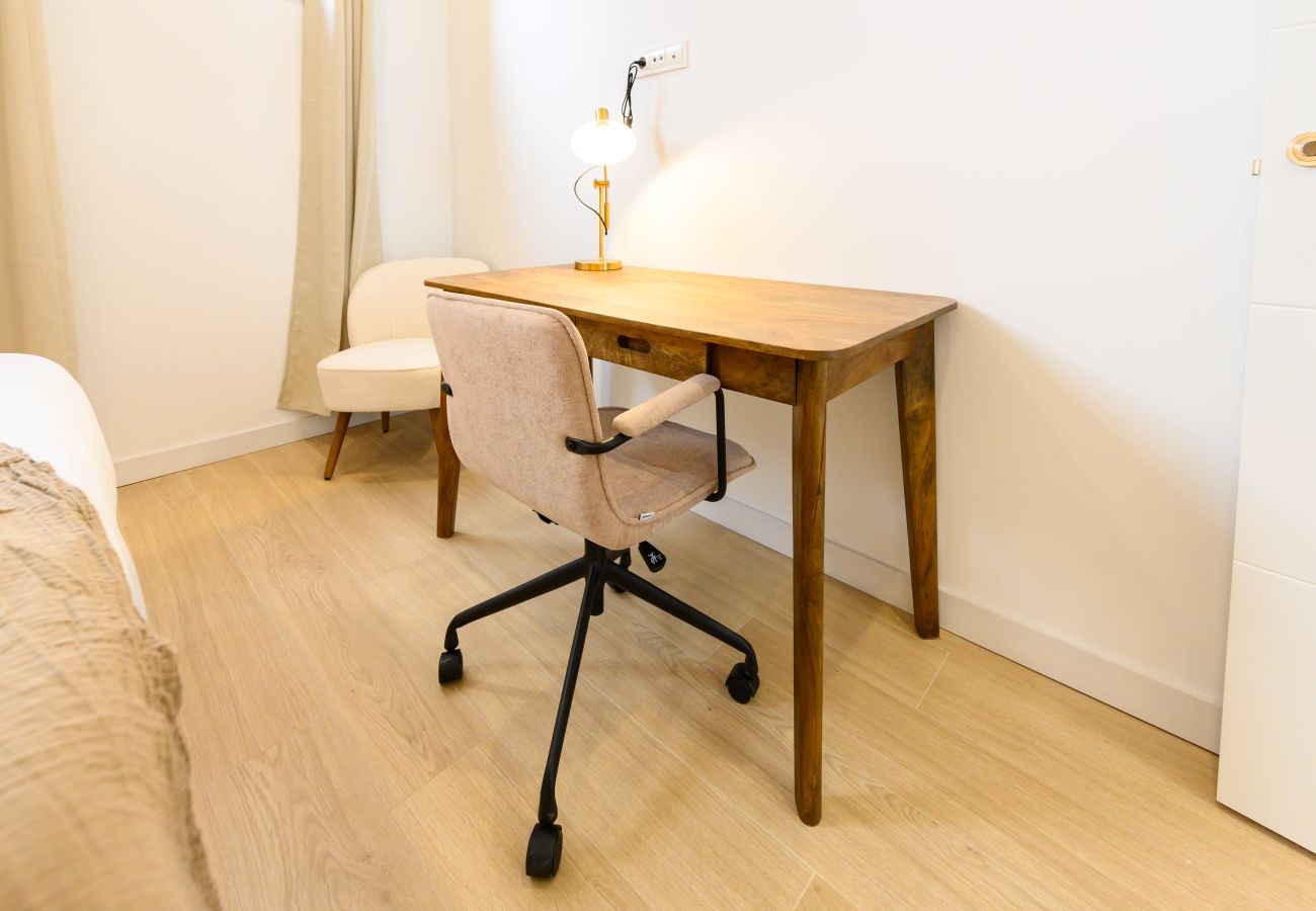 Apartamento en Madrid - M (SDB1L2) Piso 1 dormitorio en Tetuán, Madrid