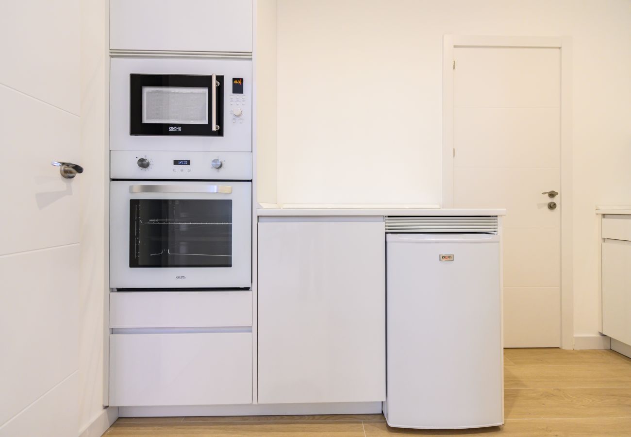 Apartamento en Madrid - M (SDB1L4) Piso 1 dormitorio en Tetuán, Madrid