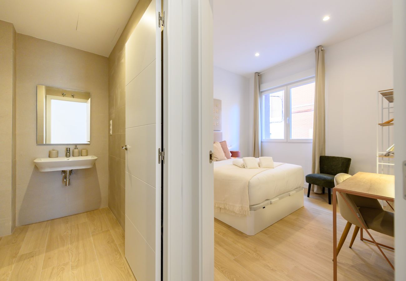 Apartamento en Madrid - M (SDB1L4) Piso 1 dormitorio en Tetuán, Madrid