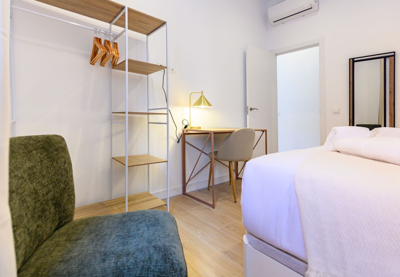 Apartamento en Madrid - M (SDB1L4) Piso 1 dormitorio en Tetuán, Madrid