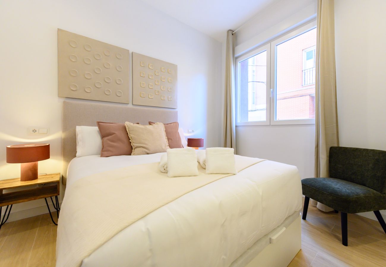 Apartamento en Madrid - M (SDB1L4) Piso 1 dormitorio en Tetuán, Madrid