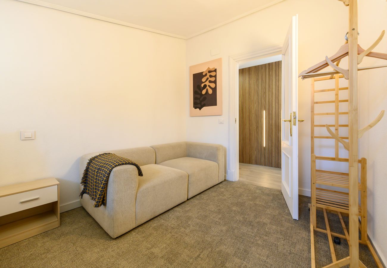 Apartamento en Madrid - M (MVDP259) Piso 2 dormitorios en el Centro de Mad
