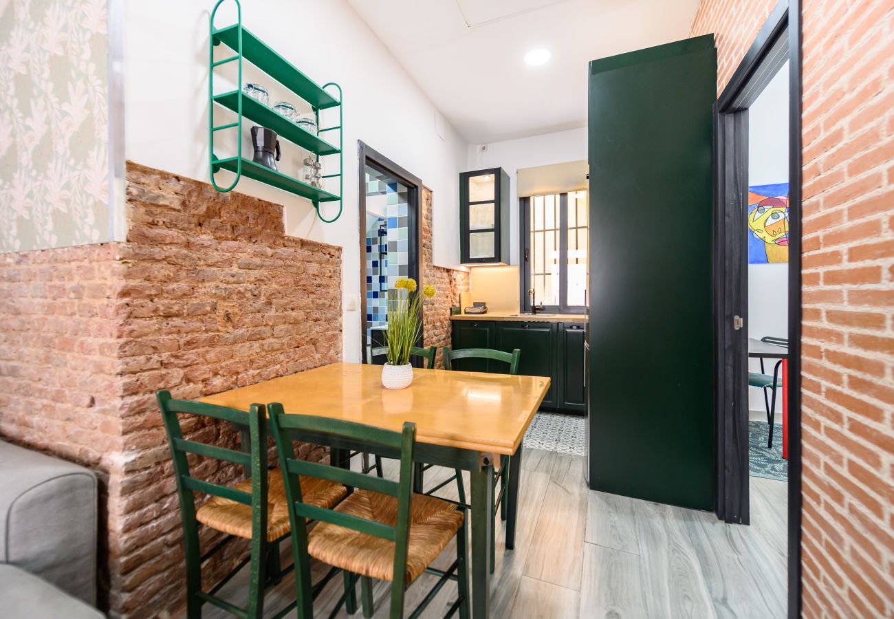 Apartamento en Madrid - M (CAÑ220A) Piso de 2 dormitorios en Tetuán