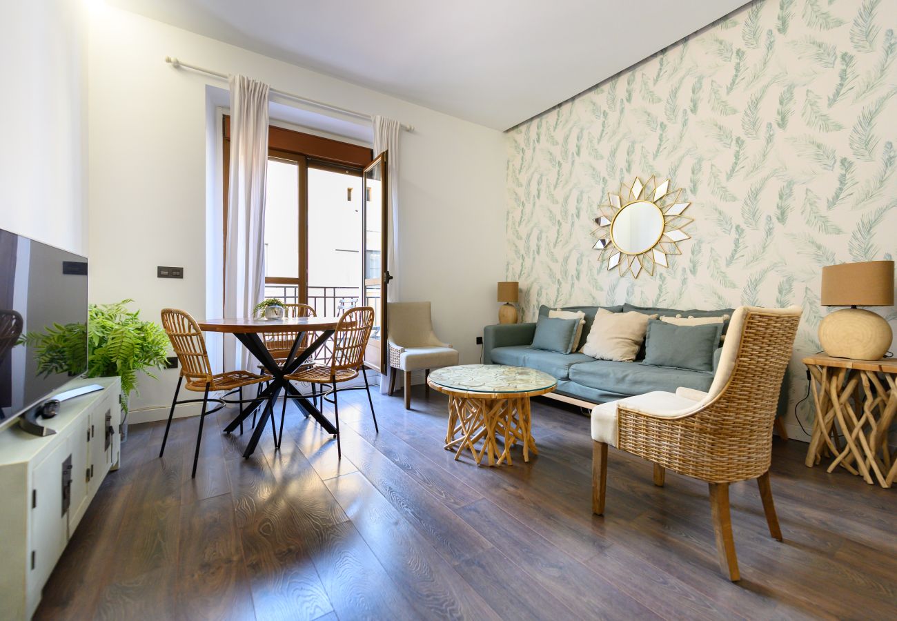 Apartamento en Madrid - M (TET263D) Piso 2 dormitorios en el Centro de Mad