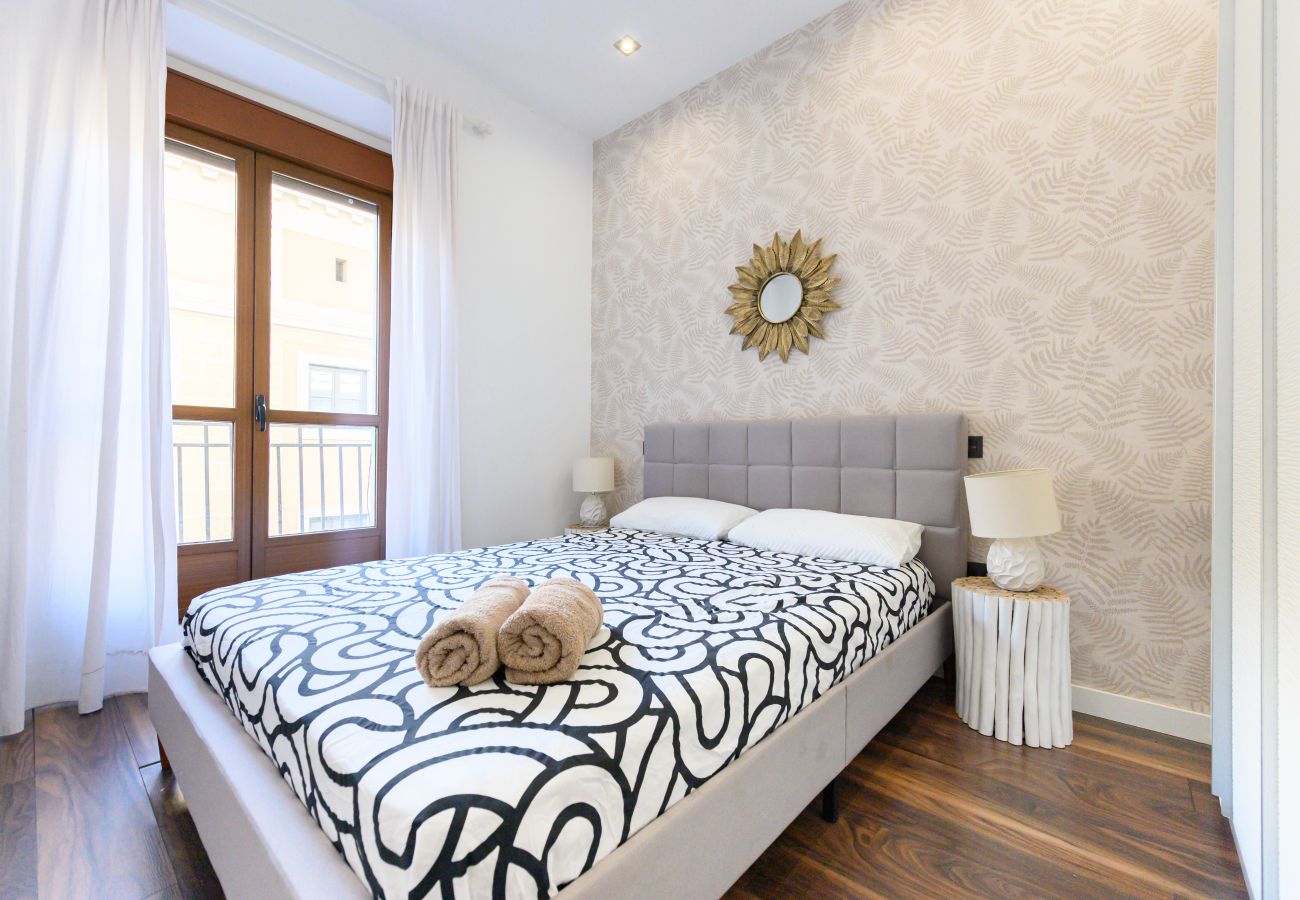 Apartamento en Madrid - M (TET263D) Piso 2 dormitorios en el Centro de Mad