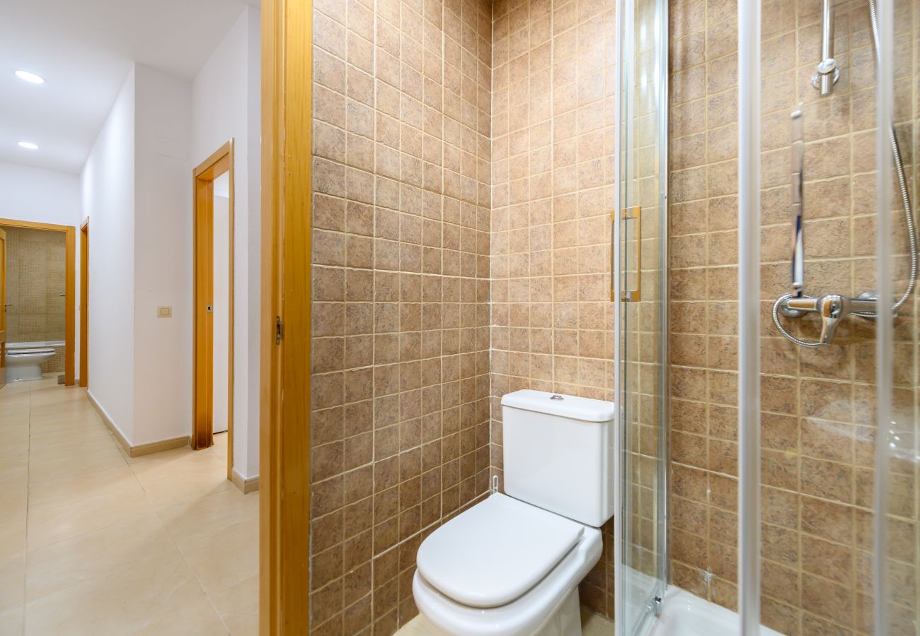 Apartamento en Madrid - M (DIN132F) Piso de 2 dormitorios y 3 baños en el