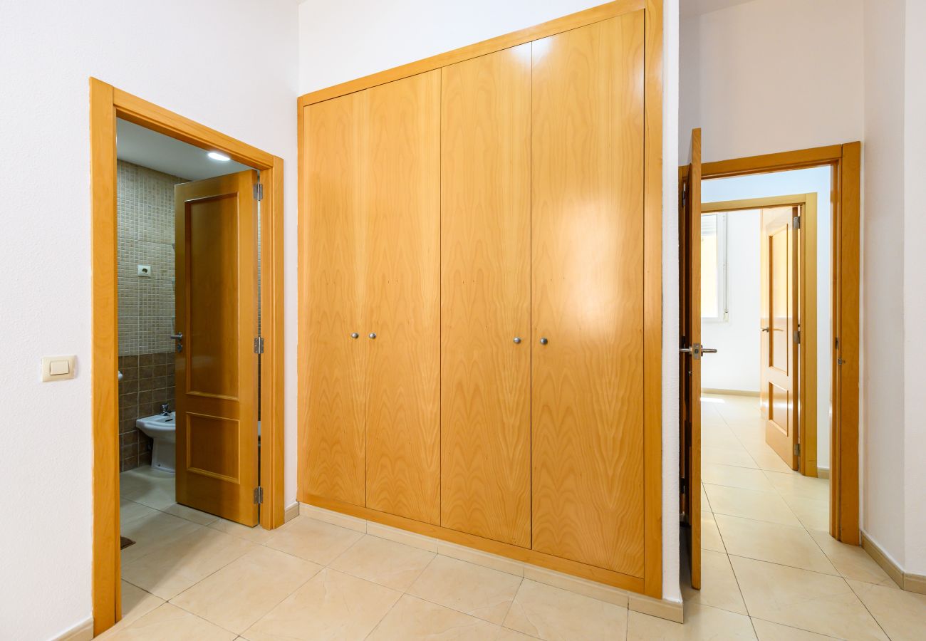 Apartamento en Madrid - M (DIN132F) Piso de 2 dormitorios y 3 baños en el
