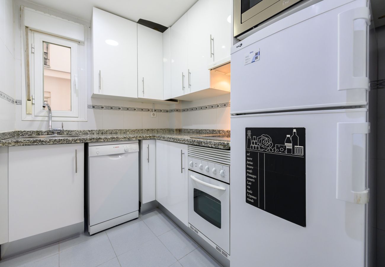 Apartamento en Madrid - M (PRA100C) Piso 2 dormitorios y 2 baños en el cen