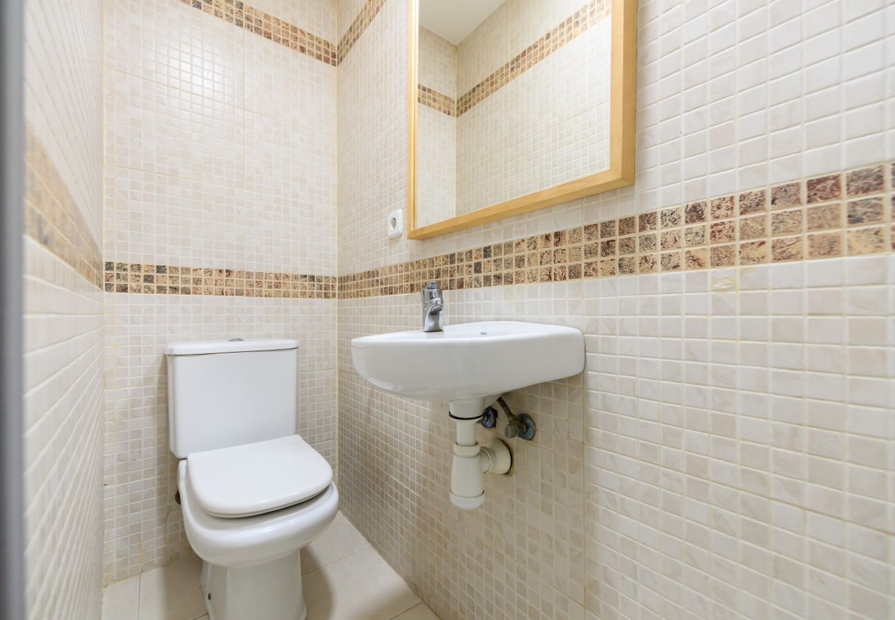 Apartamento en Madrid - M (PRA100C) Piso 2 dormitorios y 2 baños en el cen
