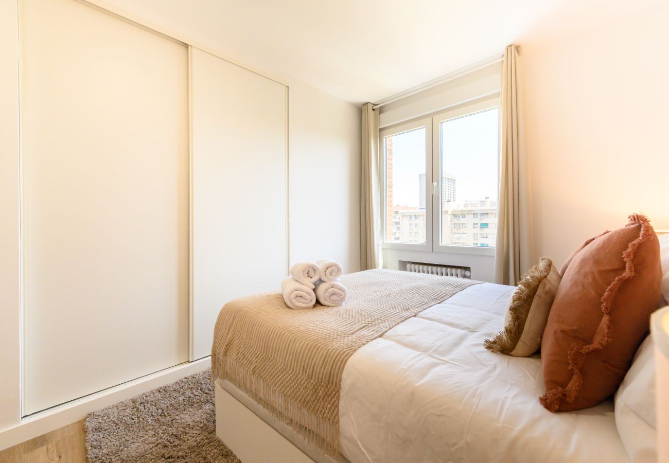 Apartamento en Madrid - M (ABR1710C) Piso de Lujo 2 dormitorios y 2 baños