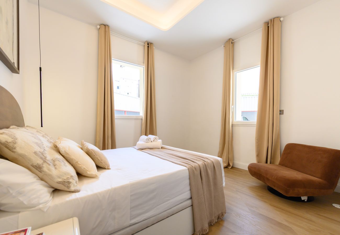 Apartamento en Madrid - M (HER1080C) Piso de 2 dormitorios en el barrio d