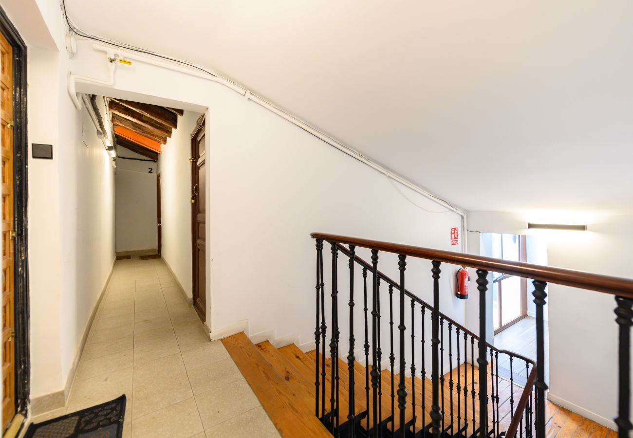 Apartamento en Madrid - M (FER3452) Ático de 1 dormitorio en Moncloa