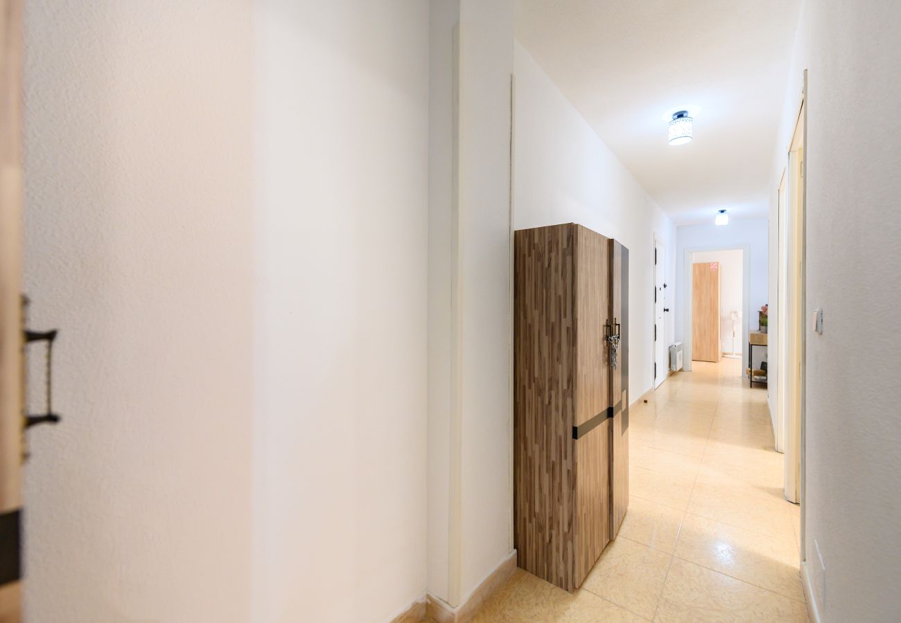 Apartamento en Madrid - M (PAL202B) Piso de 4 dormitorios en Villaverde