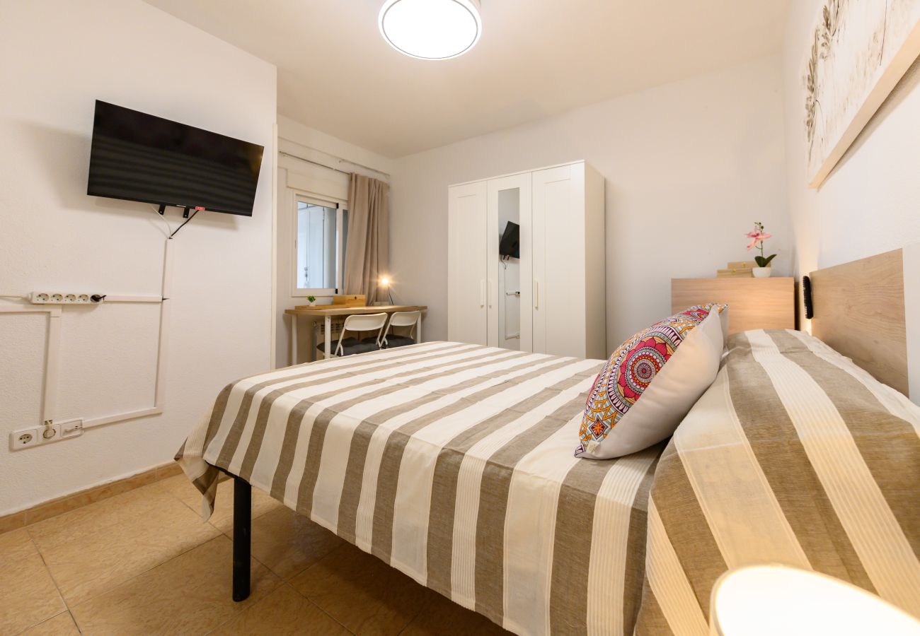Apartamento en Madrid - M (PAL202B) Piso de 4 dormitorios en Villaverde