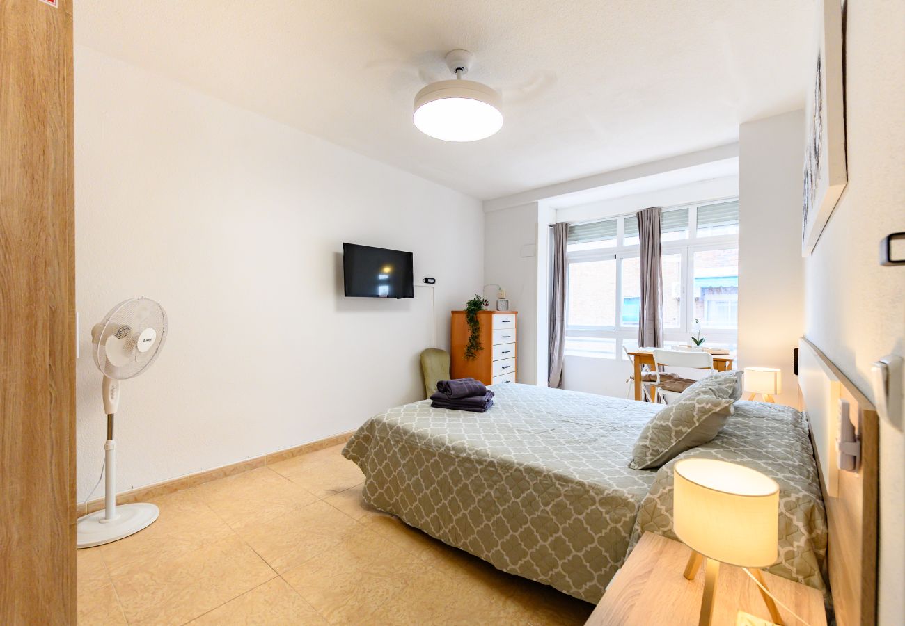 Apartamento en Madrid - M (PAL202B) Piso de 4 dormitorios en Villaverde