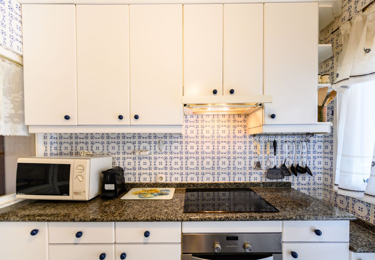 Apartamento en Madrid - M (PIR312ºD) Piso 5 dormitorios, 2 baños en Moncl