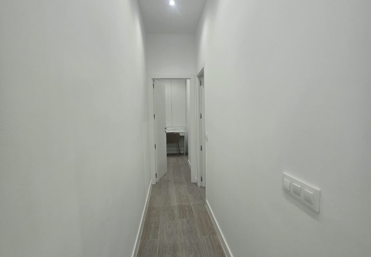 Apartamento en Madrid - M (ALC124) Piso de 3 dormitorios en Goya