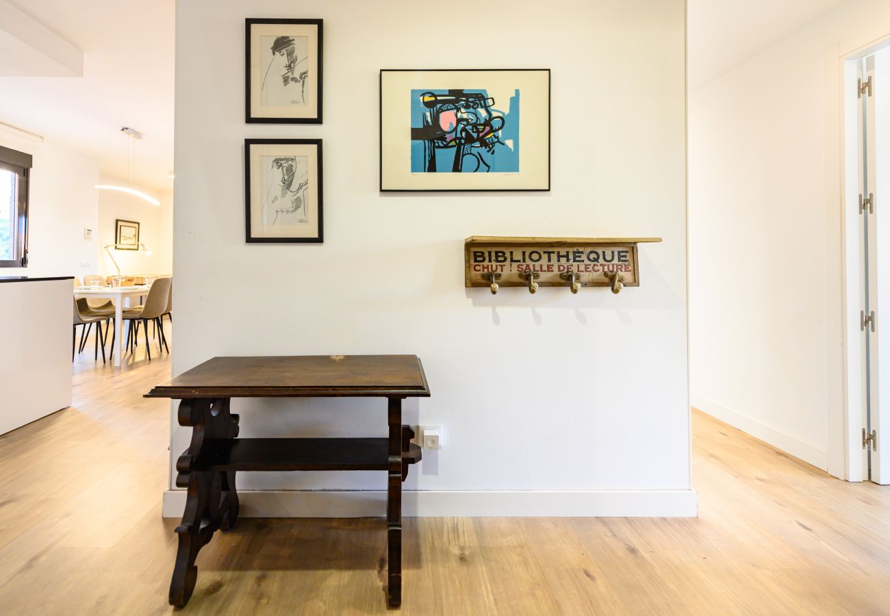Apartamento en Madrid - M (ASO941B) Piso 3 dormitorios y 2 baños en Ciudad
