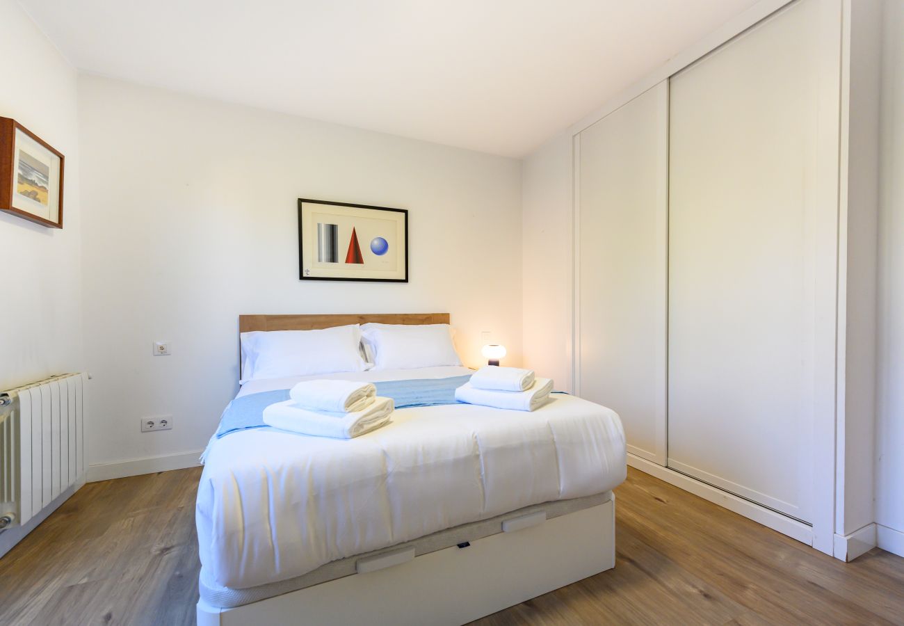 Apartamento en Madrid - M (ASO941B) Piso 3 dormitorios y 2 baños en Ciudad