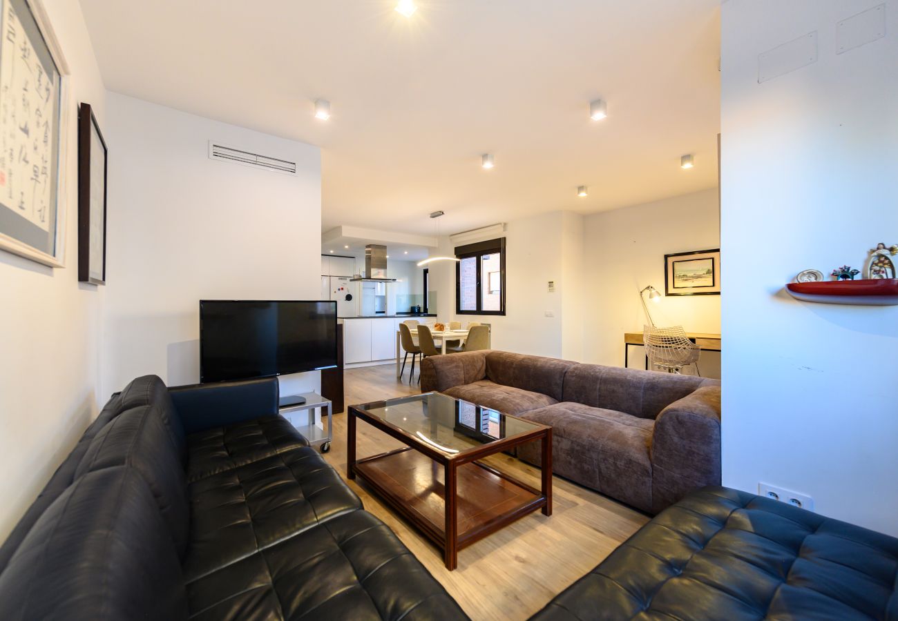Apartamento en Madrid - M (ASO941B) Piso 3 dormitorios y 2 baños en Ciudad