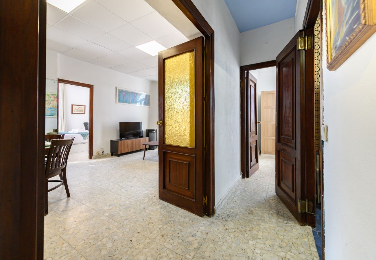 Apartamento en Madrid - M (NSDV1012) Piso de 4 dormitorios en Fuencarral-E