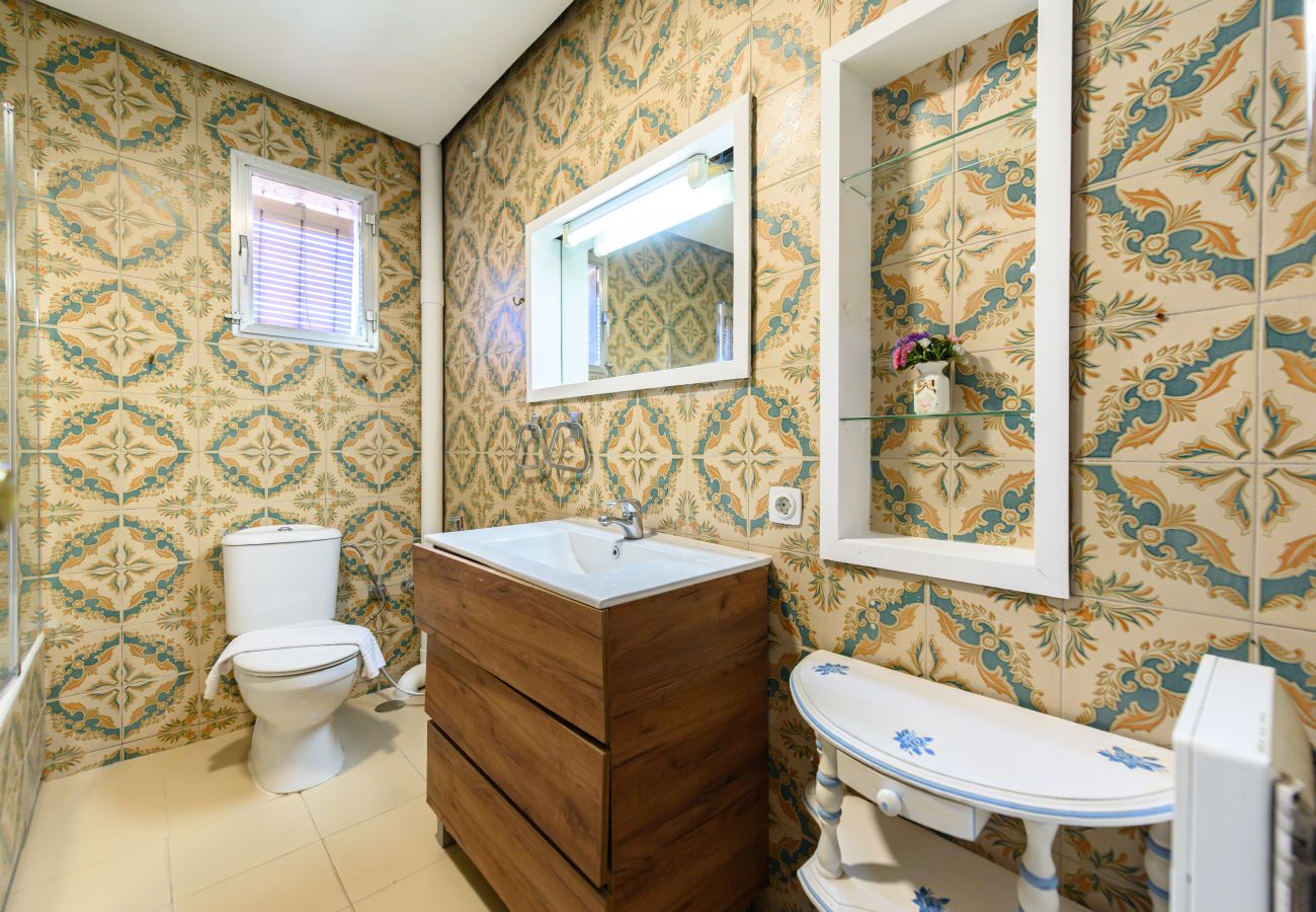 Apartamento en Madrid - M (NSDV1012) Piso de 4 dormitorios en Fuencarral-E