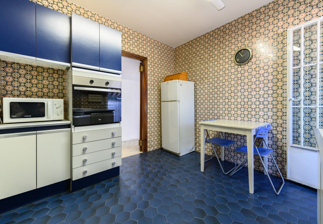 Apartamento en Madrid - M (NSDV1012) Piso de 4 dormitorios en Fuencarral-E