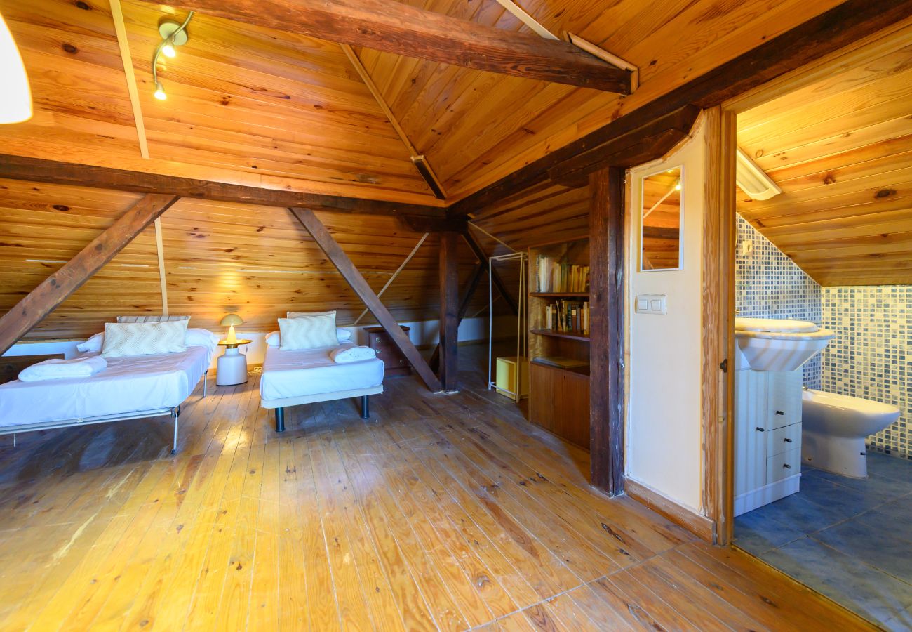 Apartamento en Madrid - M (NSDV1012) Piso de 4 dormitorios en Fuencarral-E