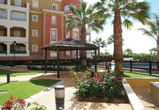 Apartment in Punta del Moral - Apartment with swimming pool to 50 m beach