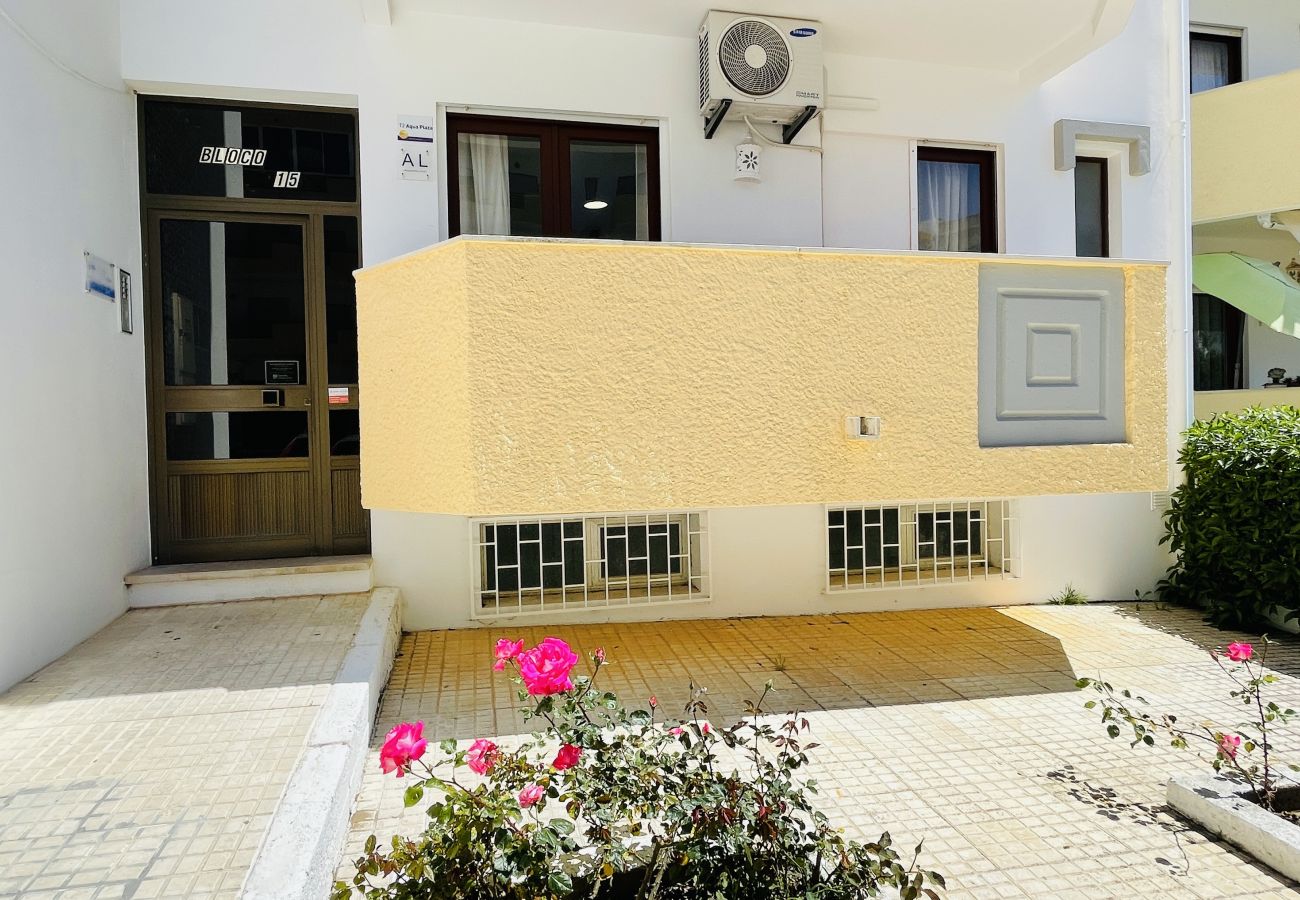 Apartment in Albufeira - Apartment for 6 people to 700 m beach
