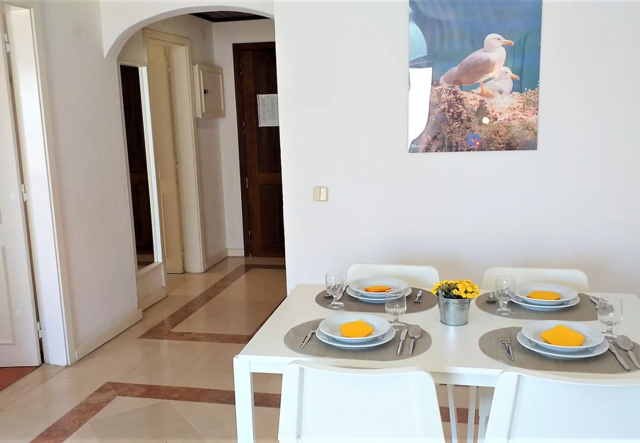 Apartment in Quarteira - Apartment for 4 people to 250 m beach