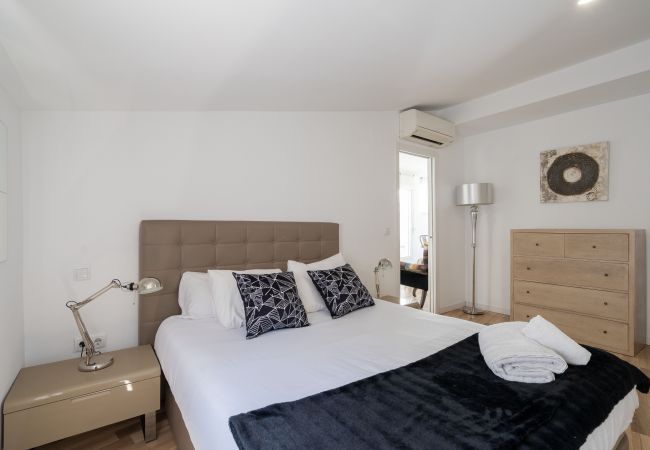 Apartment in Madrid - M (PRE105B) Ático Terraza Puerta del Sol Apartment in Madrid - M (PRE105B) Ático Terraza Puerta del Sol