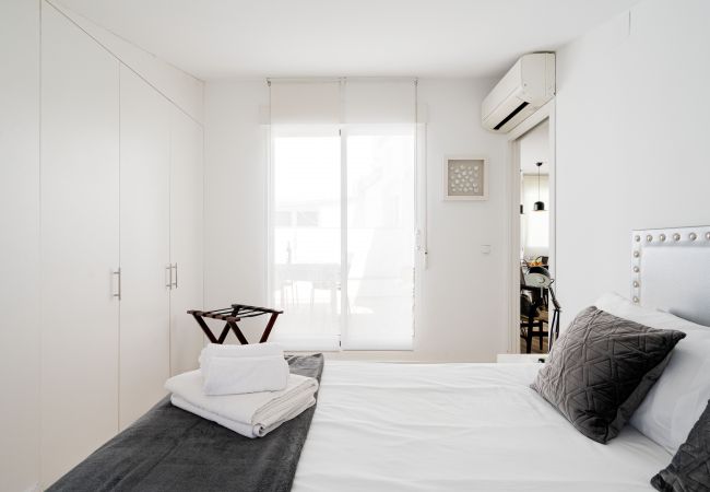 Apartment in Madrid - M (PRE105B) Ático Terraza Puerta del Sol Apartment in Madrid - M (PRE105B) Ático Terraza Puerta del Sol