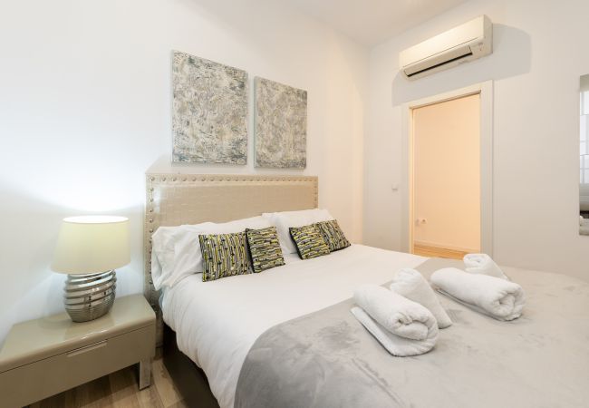 Apartment in Madrid - M (PRE102A) Apto. de diseño Puerta del Sol 4 Apartment in Madrid - M (PRE102A) Apto. de diseño Puerta del Sol 4