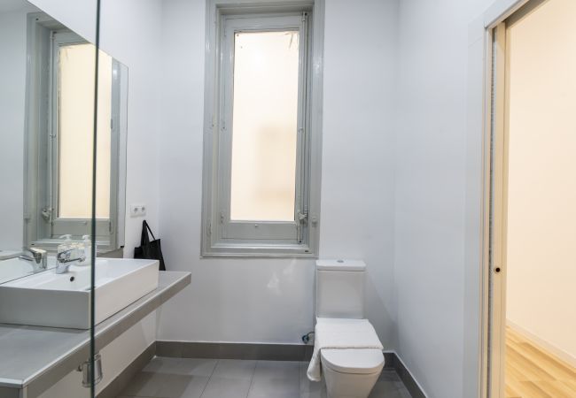Apartment in Madrid - M (PRE102A) Apto. de diseño Puerta del Sol 4 Apartment in Madrid - M (PRE102A) Apto. de diseño Puerta del Sol 4