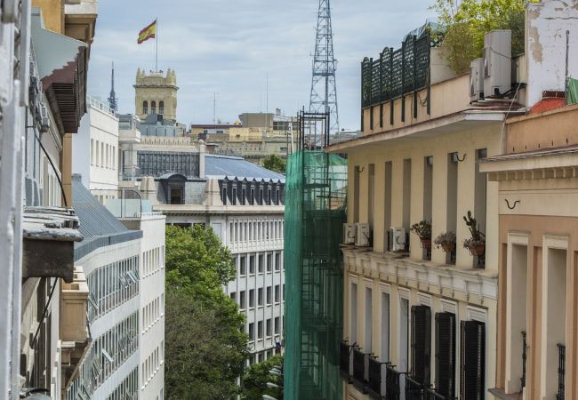 Apartment in Madrid - Downtown Madrid centro Cibeles M (LM7)