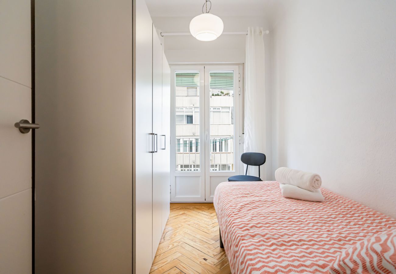 Apartment in Madrid - M (JAM47) Plaza de España Madrid Centro
