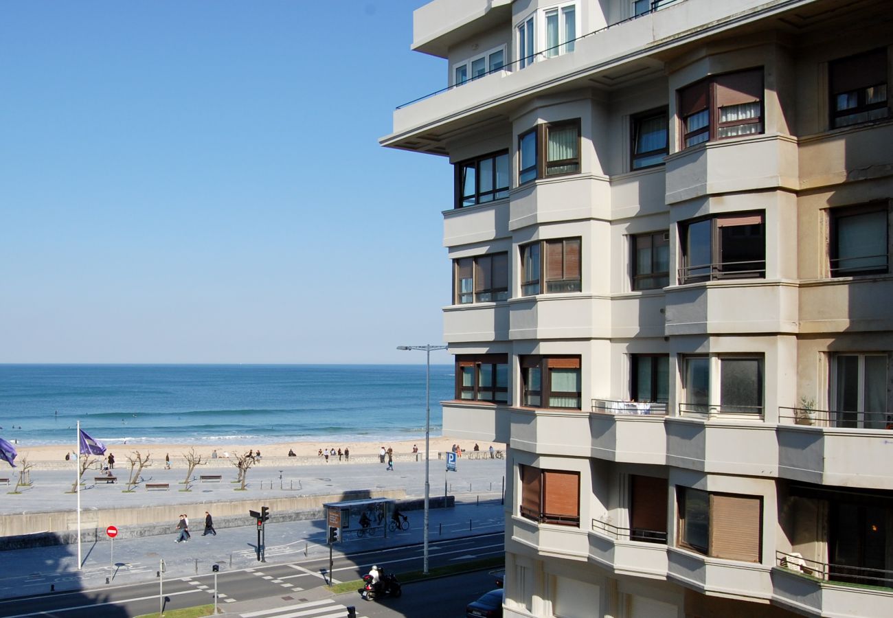 Apartment in San Sebastián - Apartment for 5 people to 100 m beach