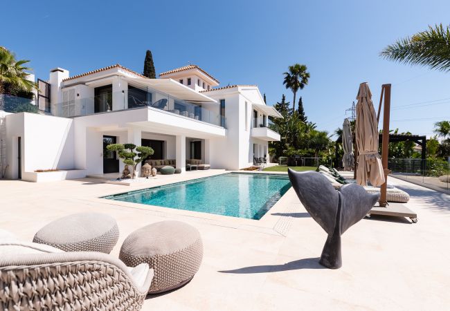 Villa in Marbella - Absolute high end villa with pool & Jacuzzi*