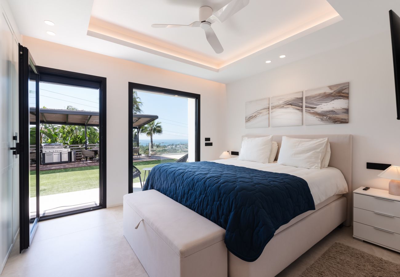 Villa in Marbella - Absolute high end villa with pool & Jacuzzi*