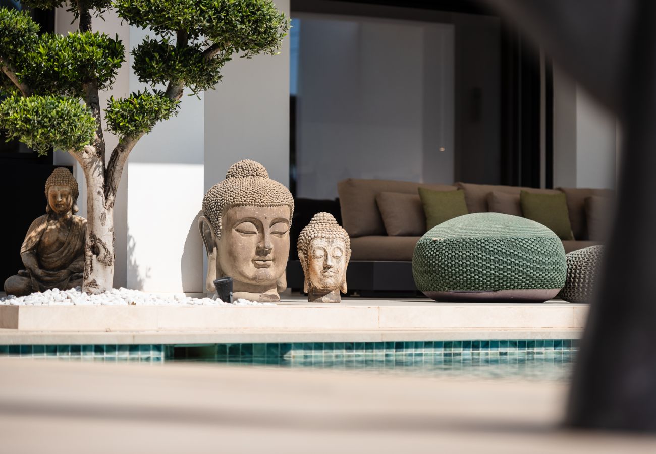 Villa in Marbella - Absolute high end villa with pool & Jacuzzi*