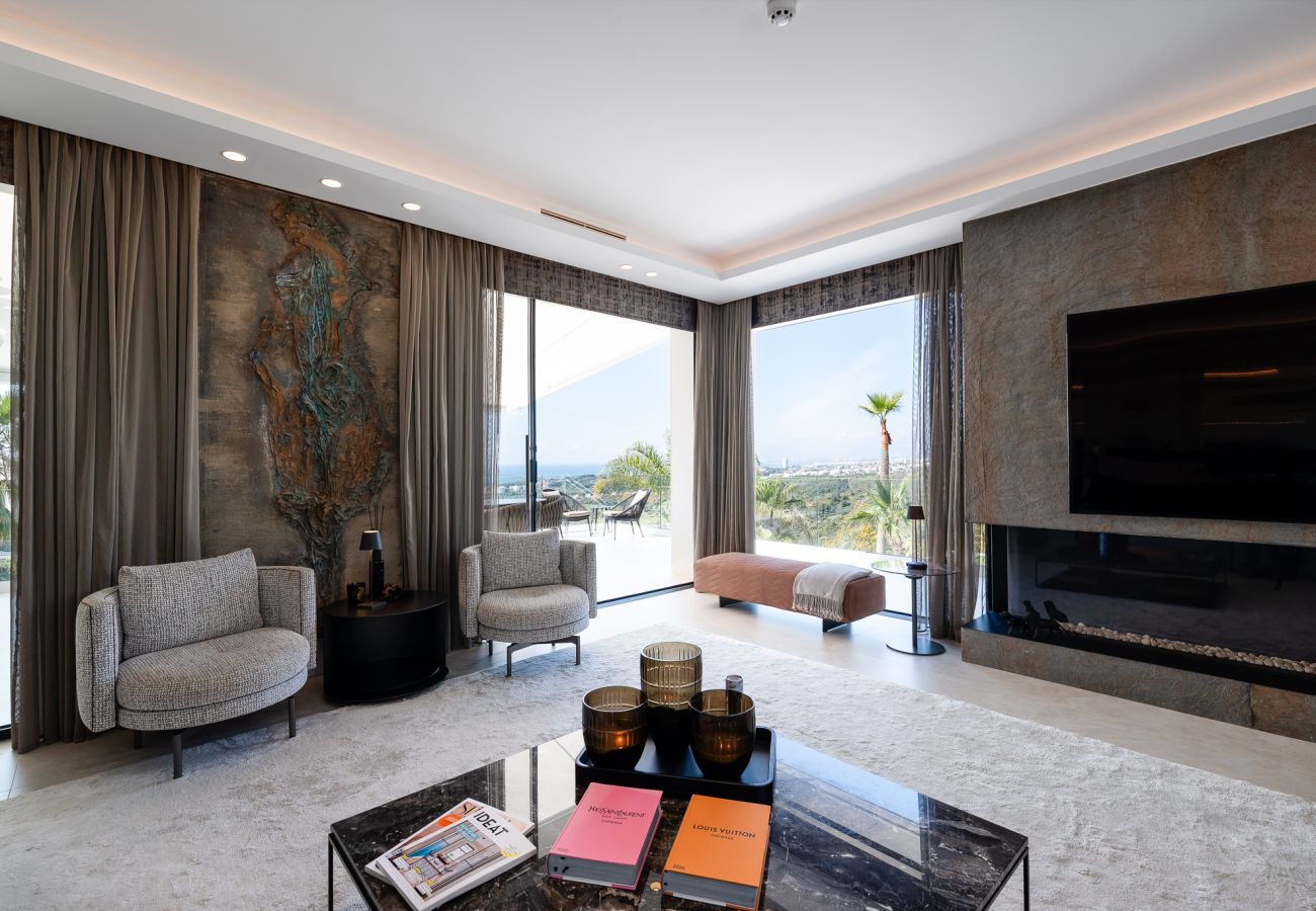 Villa in Marbella - Absolute high end villa with pool & Jacuzzi*