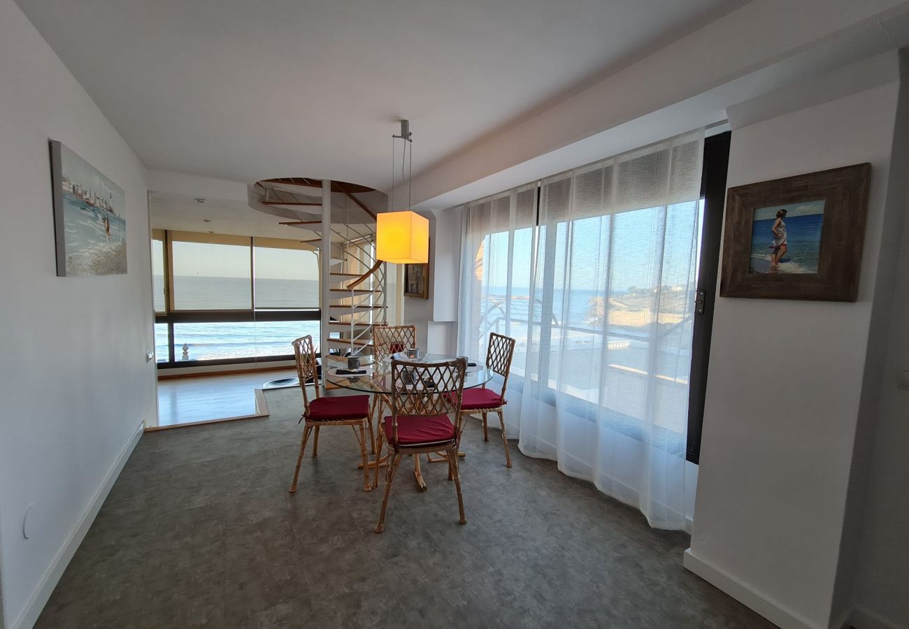 Bungalow in Alicante / Alacant - Bungalow of 3 bedrooms to 10 m beach