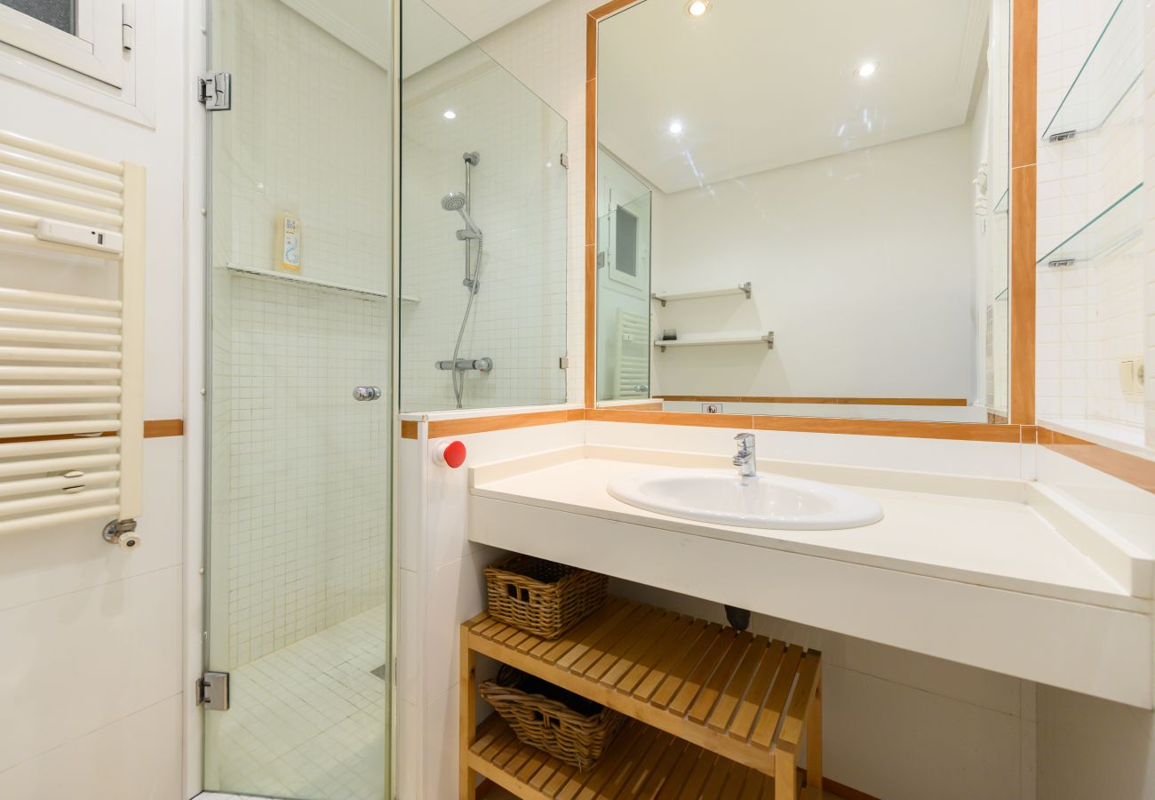 Apartment in Madrid - M (AAM242) Bº Salamanca-Guindalera