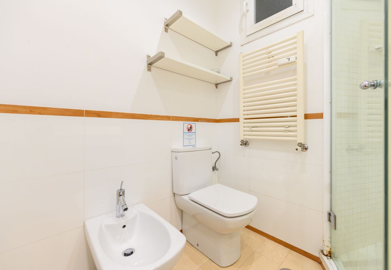 Apartment in Madrid - M (AAM242) Bº Salamanca-Guindalera