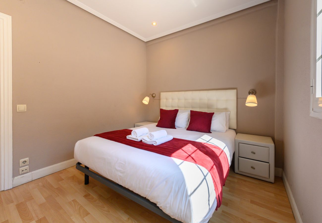 Apartment in Madrid - M (AAM242) Bº Salamanca-Guindalera